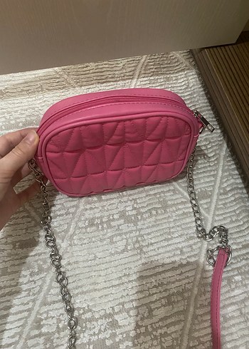 Pembe Zincir Detaylı Nakışlı Kadın Çanta - Görsel 3