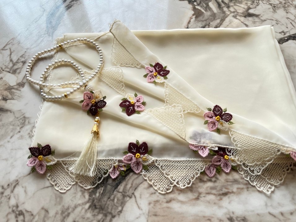 İğne oyası mevlüt örtüsü tespih hediye - Görsel 2