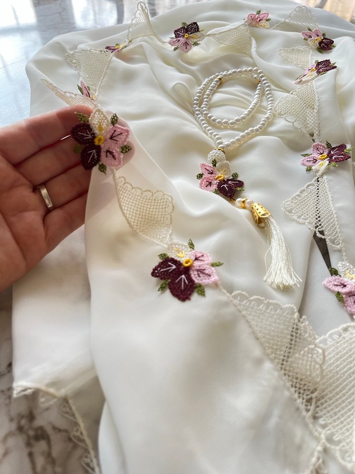 İğne oyası mevlüt örtüsü tespih hediye - Görsel 3