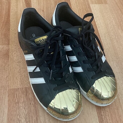 Adidas superstar