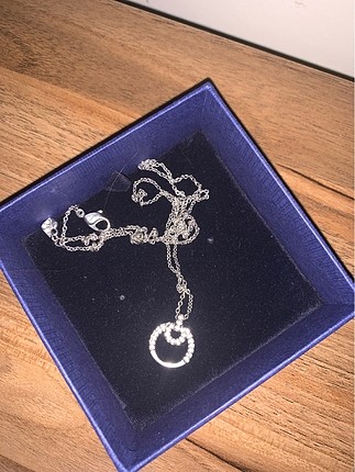 Orijinal swarovski kolye