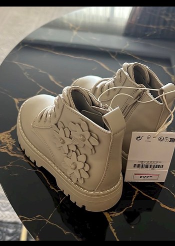 Bej Bağcıklı Kız Çocuk Botu - Görsel 2