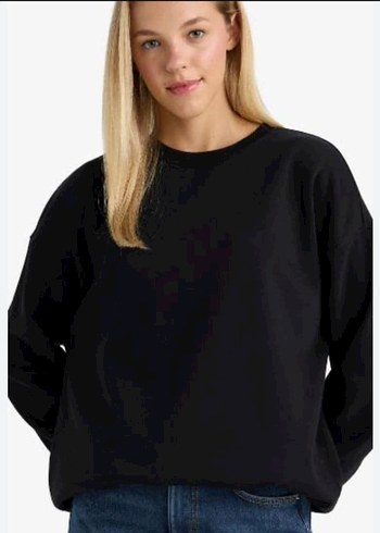 3 iplik. şardonlu bayan sweatshirt 0.etiketli ürün