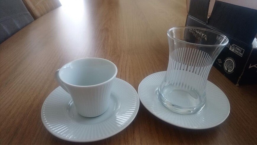 Beden 8 kişilik iki takım bardak set