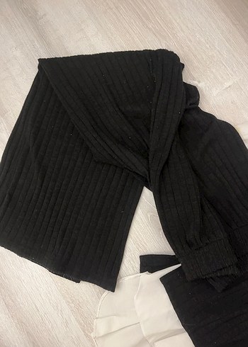 Siyah Mini Boğazlı Süveter - Görsel 4