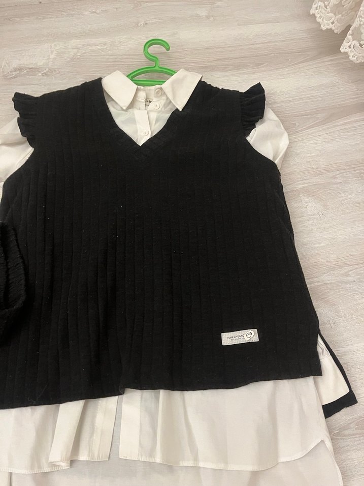 Siyah Mini Boğazlı Süveter - Görsel 2