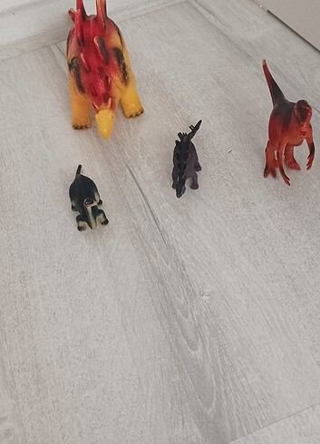 Beden Dinozor seti