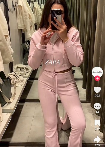 Pembe Fermuarlı Kadın Eşofman Takımı