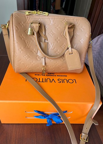 Louis Vuitton Bej Deri Kadın Çanta