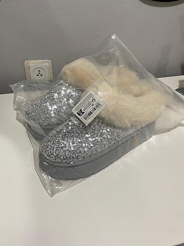 39 Beden Ugg bot
