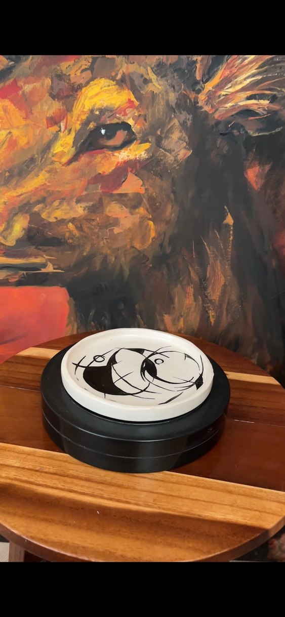 Baskılı Beyaz Tabak - Counterculture - Görsel 3