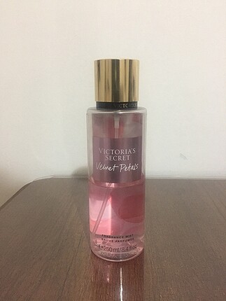 Orijinal Marka Victoria?s Secret Velvet Petals