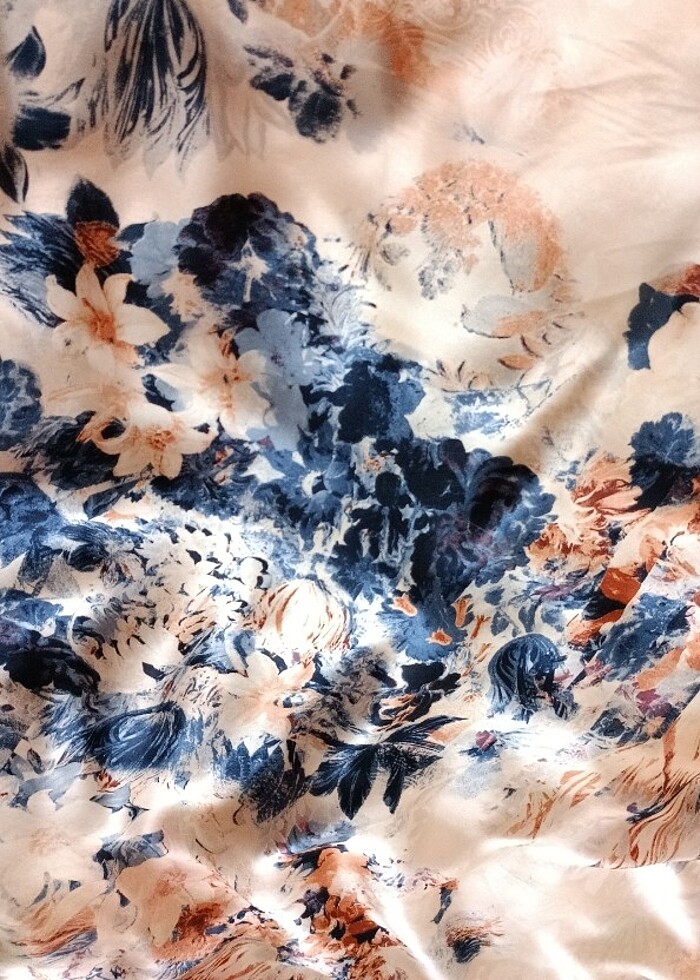 Orijinal Aker İpek Eşarp  - Görsel 2