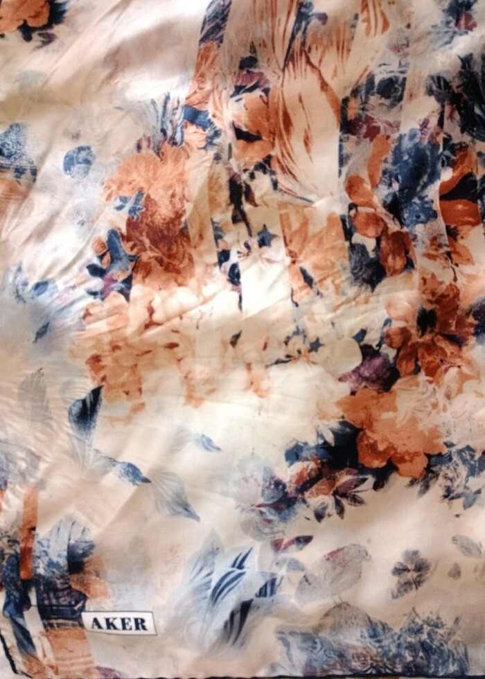 Orijinal Aker İpek Eşarp  - Görsel 3