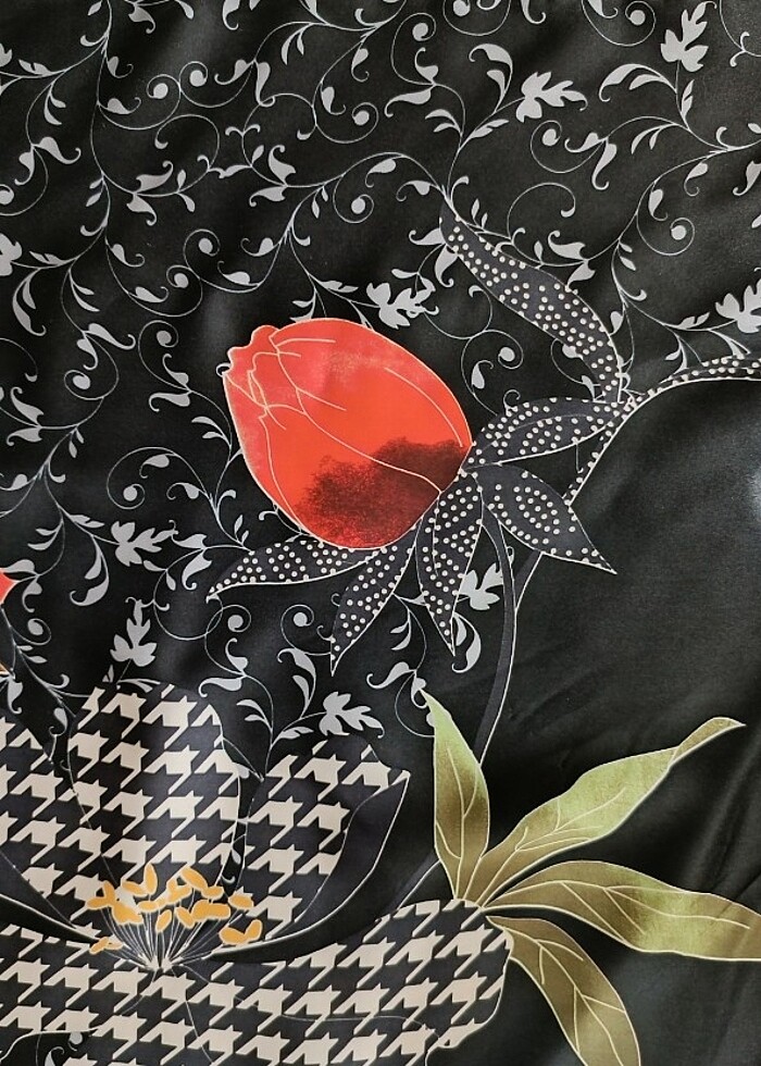 Orijinal Aker İpek Eşarp  - Görsel 3