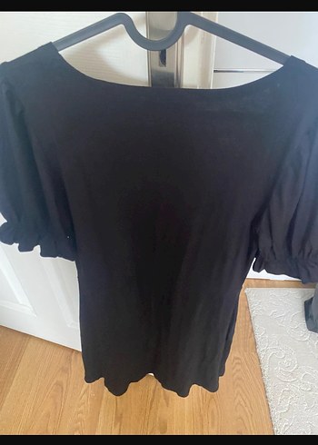 Siyah V Yaka Kısa Kollu Drapeli Bluz - Görsel 2