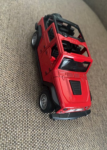 Koyu Kırmızı Oyuncak Araba - Görsel 3