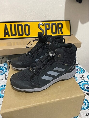 Adidas terrex