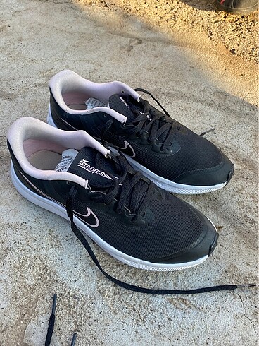 Nike spor ayakkabı