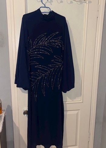 Nakışlı Lacivert Uzun Kollu Elbise - Görsel 2