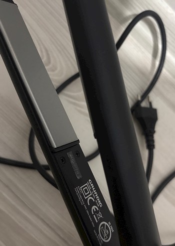 Grundig Siyah Saç Düzleştirici - Görsel 3