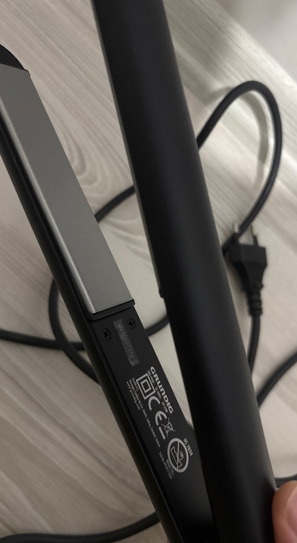 Grundig Siyah Saç Düzleştirici - Görsel 3