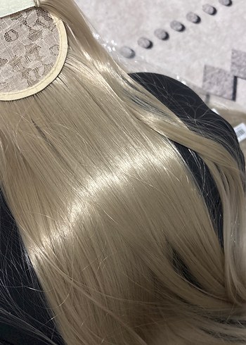 Bej Püsküllü Kadın peruk - Görsel 3