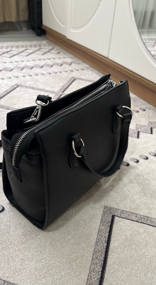 Siyah Stradıvarıus çanta - Görsel 3