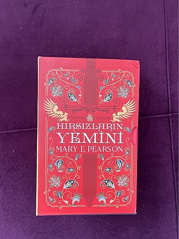  Hırsızların Dansı Serisi Kutulu Ciltli