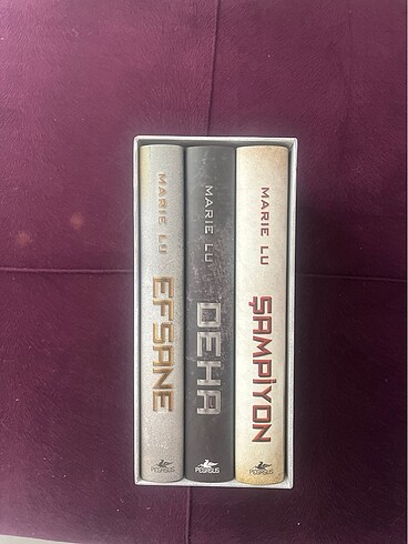 Efsane Üçlemesi Kutulu Set