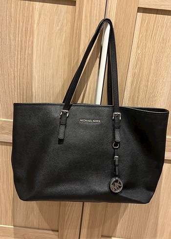 Michael Kors Çantası
