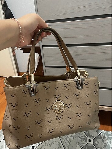 Diğer Şık kol çantası modeli#vakko#derimod#prada#lcwaıkıkı#defacto#ko