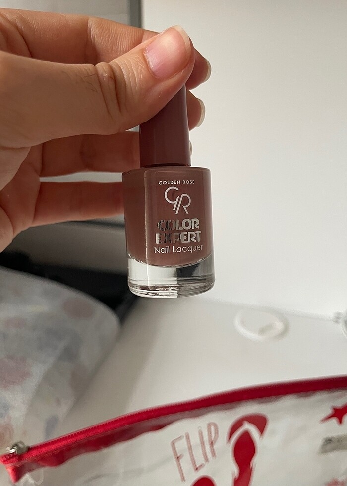 Makyaj seti toplu#Dudakkalemi#beaulis#flormar#oje#lykd#avon#kiko - Görsel 5