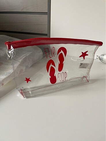 Makyaj çantası#sephora#goldenrose#nyx#makyaj#flormar#note#essenc - Görsel 4