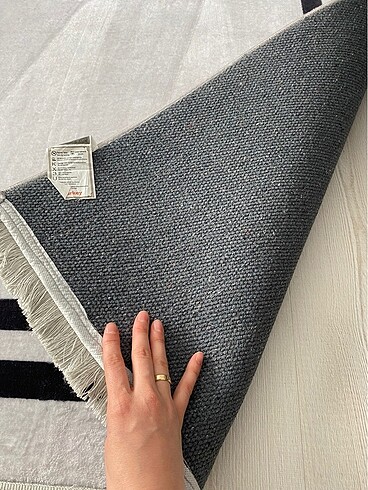 Beden Ürün çok yeni bir kaç kez kullanıldı 4 metre kare