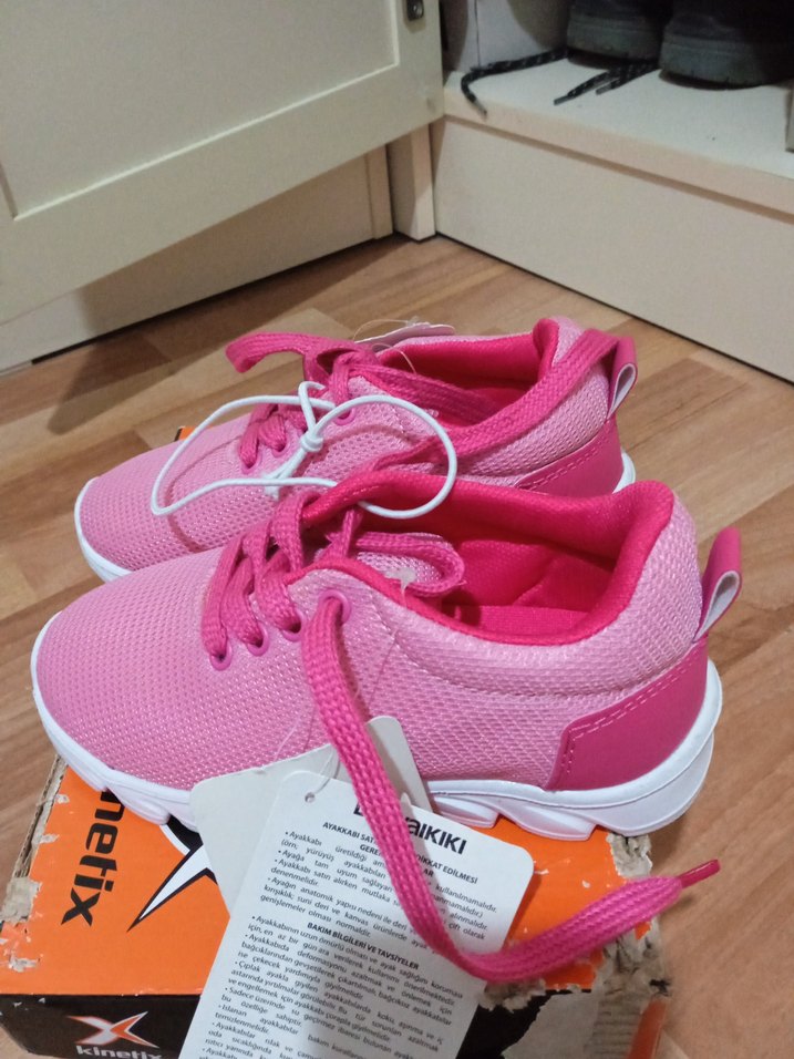 Kız Çocuk Pembe Elastik Bağcıklı Spor Ayakkabı - Görsel 2