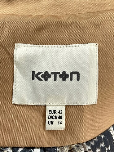 42 Beden çeşitli Renk Koton Trenchcoat %70 İndirimli.