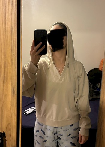 V yaka kapüşonlu sweatshirt - Görsel 4