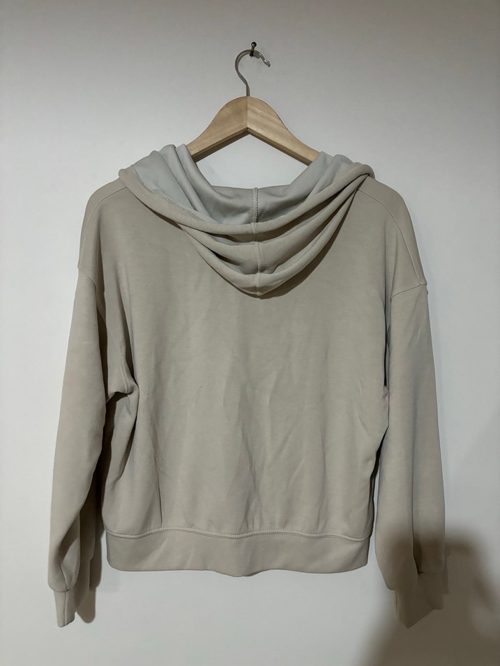 V yaka kapüşonlu sweatshirt - Görsel 2