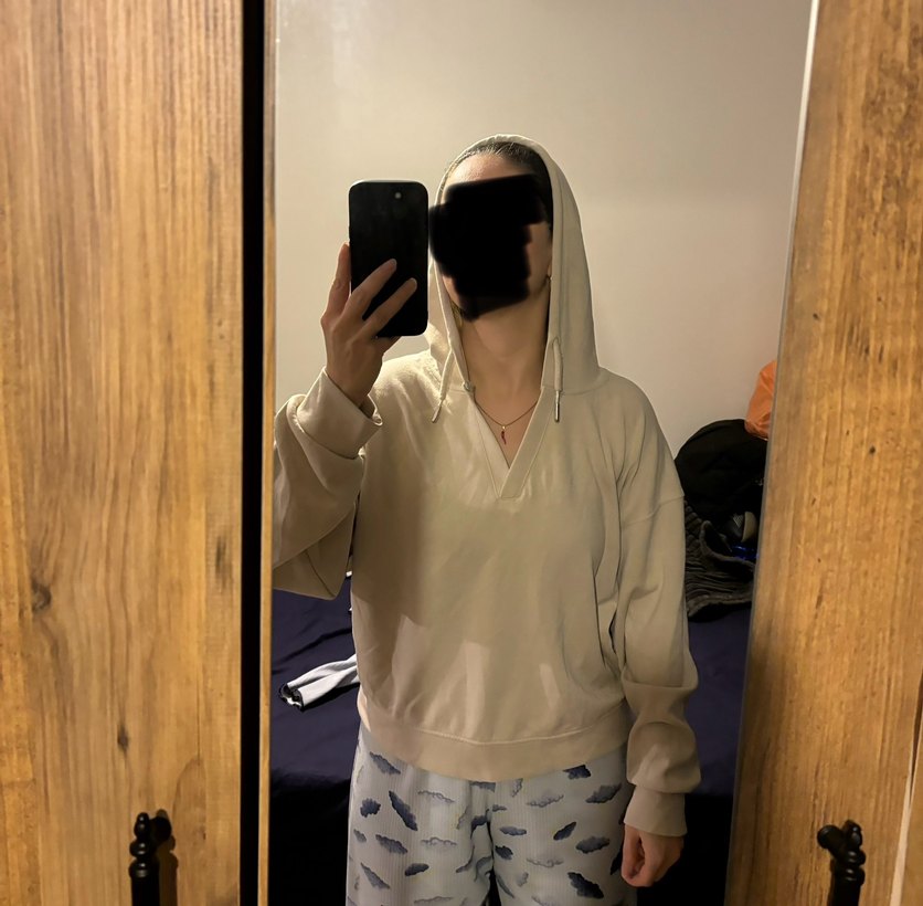 V yaka kapüşonlu sweatshirt - Görsel 4