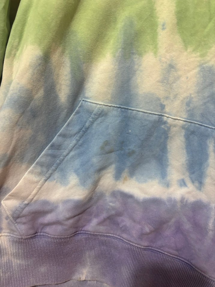 Kadın Çok Renkli New Balance Batik Kapüşonlu Sweatshirt - Görsel 5