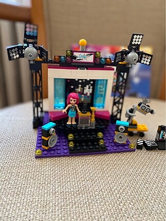 Lego popstar tv stüdyosu