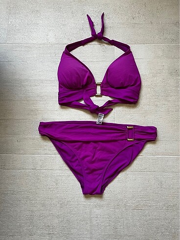 Bayan bikini takımı