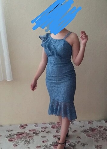Mavi güpür midi elbise 