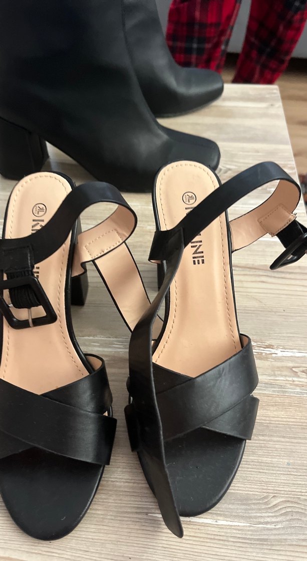 Kadın Siyah Topuklu Tokalı Akşam Ayakkabısı - Görsel 4