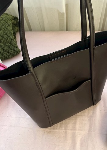 Siyah Deri Kadın Yavrulu Çanta - Görsel 3