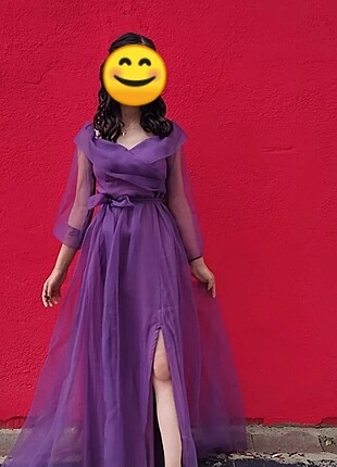 Madonna yaka yırtmaçlı elbise 