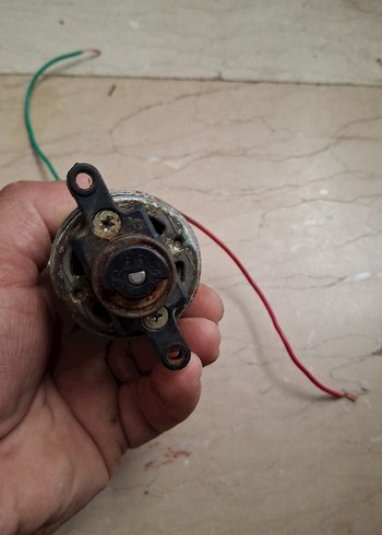 12 v motor bu motor çalışan cihazdan sökülmüştür 100/80 - Görsel 4