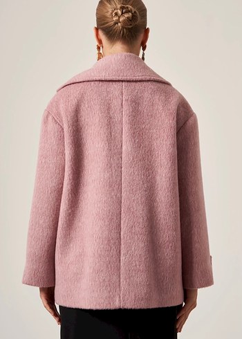 Tasarım Pembe Kısa Kaban - Görsel 3