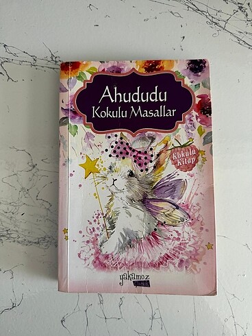 Ahududu kokulu masallar (kokulu kitap)